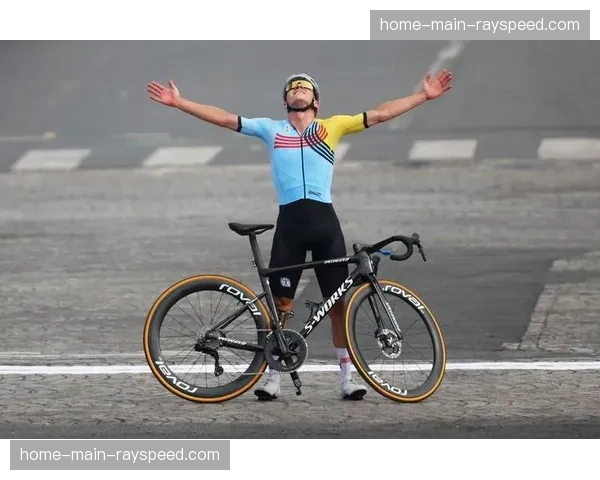 列日-巴斯通-列日赛：埃菲内普尔在最后爬坡进攻得手，夺得冠军