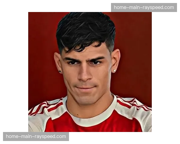 观点:尽管无缘冠军,但年轻的阿森纳所展现的竞争力令人期待 观点:尽管无缘冠军,但年轻的阿森纳所展现的竞争力令人期待